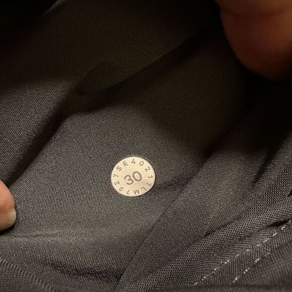 Lululemon gray athletic shorts 30 - Picture 2 of 7